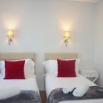 Silver Seahorse Garden Retreat Guest house 3*