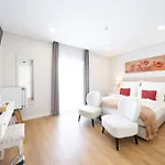Guest house Silver Seahorse Garden Retreat Atouguia Da Baleia