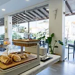 Silver Seahorse Garden Retreat Guest house 3*
