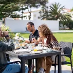 Guest house Silver Seahorse Garden Retreat