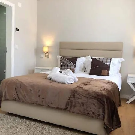 Silver Seahorse Garden Retreat Guest house 4*