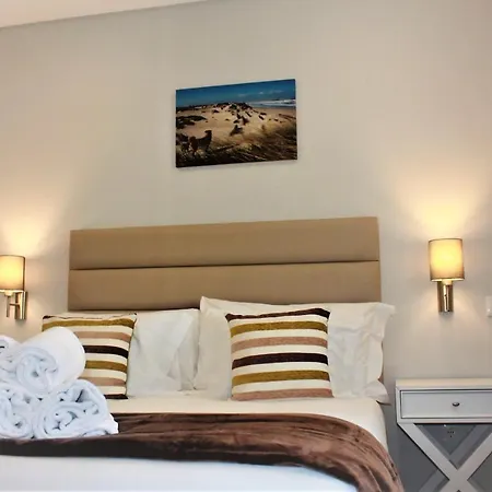 Guest house Silver Seahorse Garden Retreat Atouguia Da Baleia