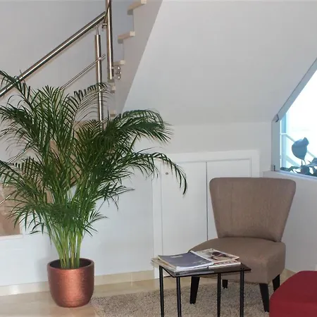 Guest house Silver Seahorse Garden Retreat