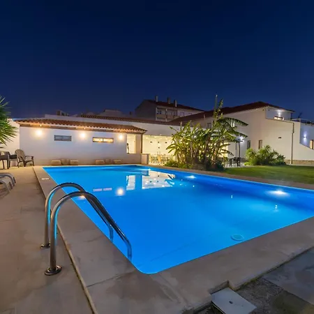 Silver Seahorse Garden Retreat 4* אנטוגויה דה באלייה