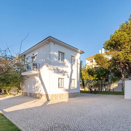 Silver Seahorse Garden Retreat בית הארחה