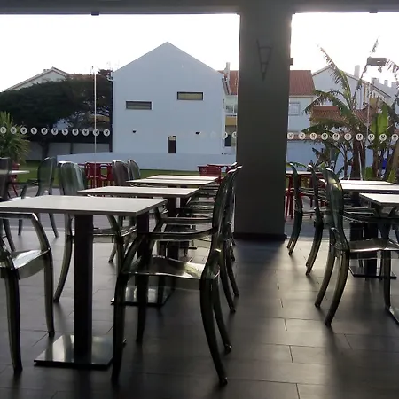 בית הארחה Silver Seahorse Garden Retreat 4*