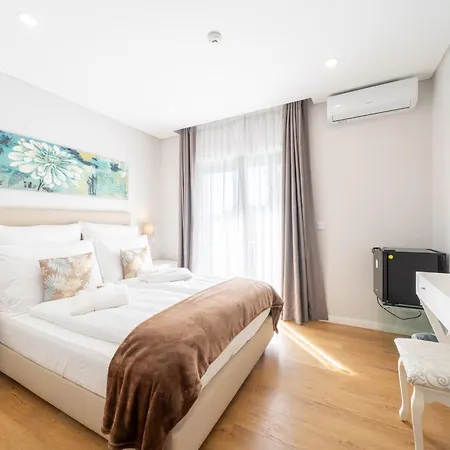 Silver Seahorse Garden Retreat ゲストハウス 4*