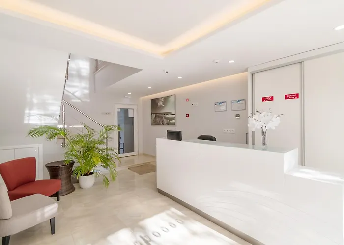 Silver Seahorse Garden Retreat アトウギア・ダ・バレイア