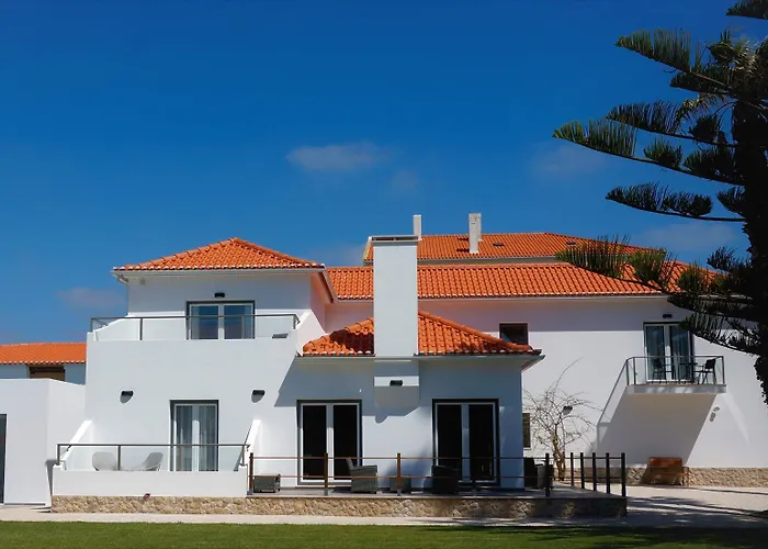 Silver Seahorse Garden Retreat