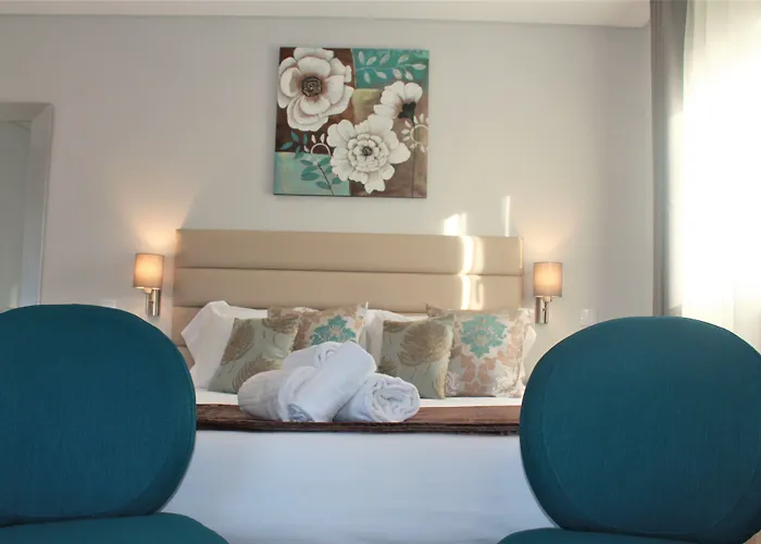 Silver Seahorse Garden Retreat 4* アトウギア・ダ・バレイア