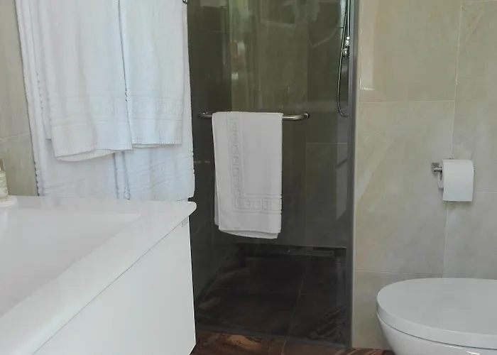 Silver Seahorse Garden Retreat ゲストハウス 4*