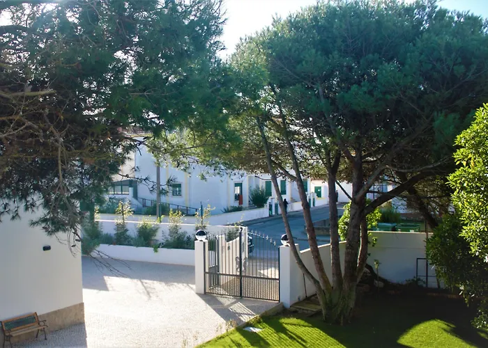 ゲストハウス Silver Seahorse Garden Retreat アトウギア・ダ・バレイア